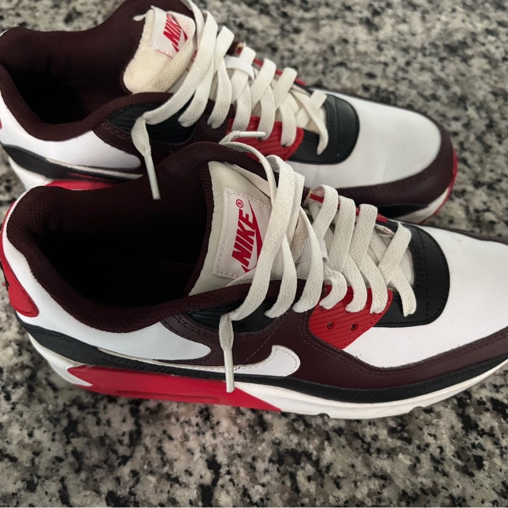 Nike Air Max 90